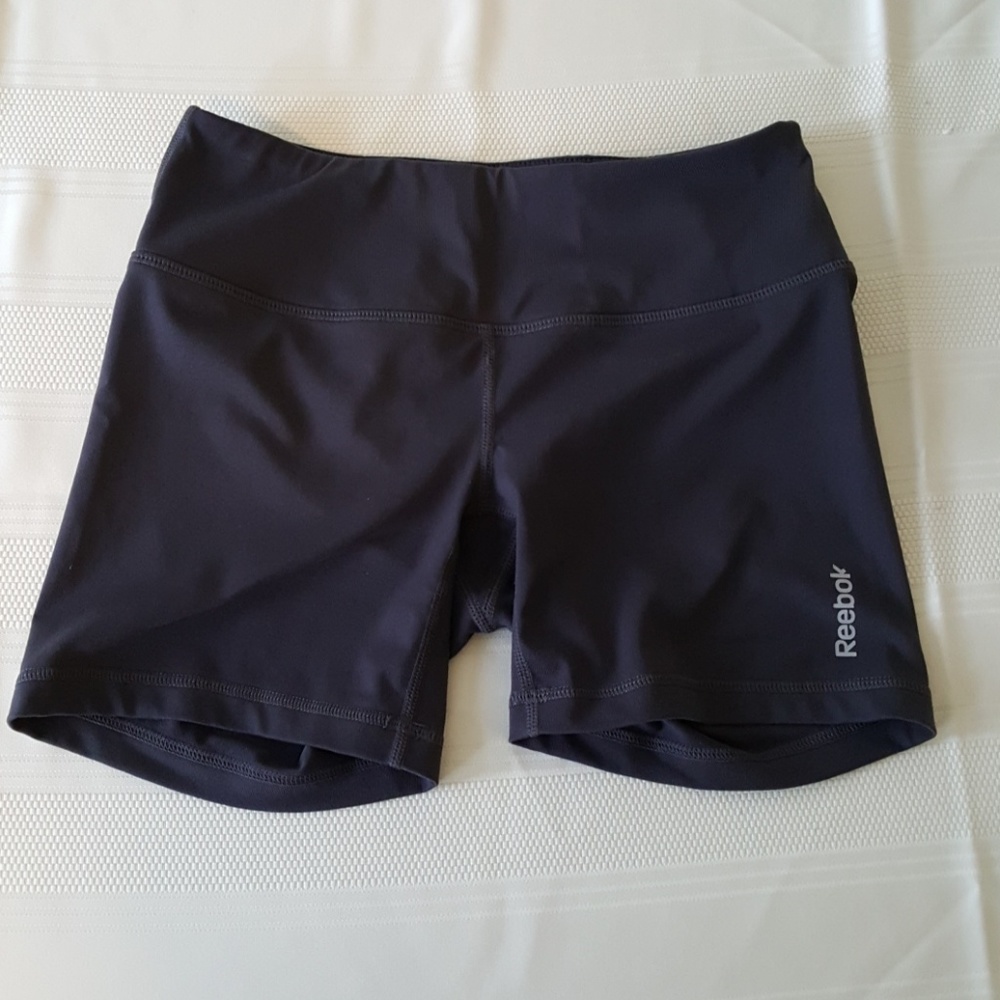 NWOT Reebok Activewear Shorts Xs